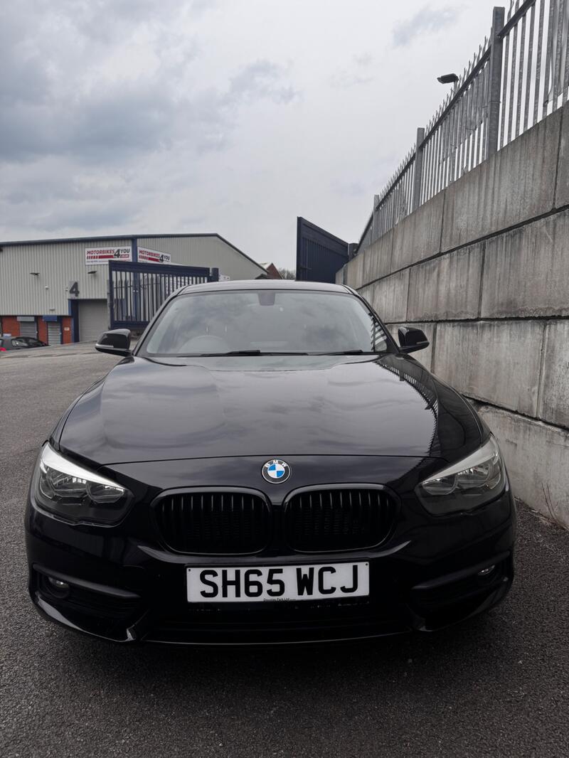 BMW 1 SERIES